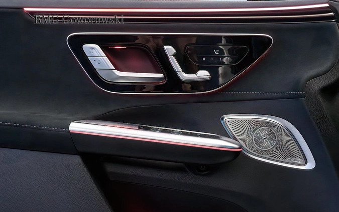 Mercedes-Benz EQE cena 369900 przebieg: 3600, rok produkcji 2023 z Cieszyn małe 352